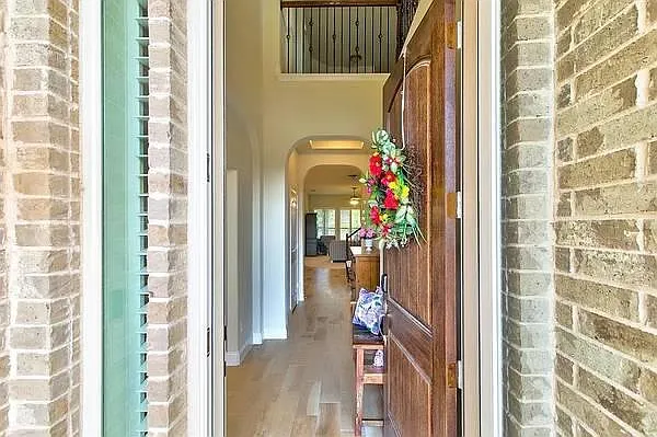 144 Peace Pl — Photo 3
