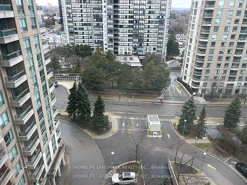 3 Pemberton Ave — Photo 3