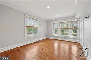 2 bed, 1.5 bath, 1000 sqft, $2,400 — Photo 3