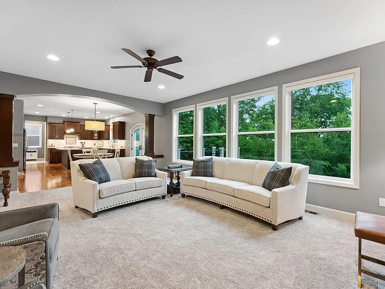 7473 Zanzibar Ln N — Photo 12