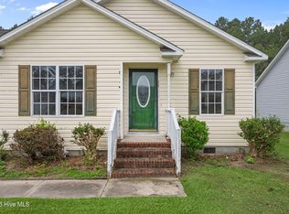 107 Luke Ct, New Bern, NC 28560