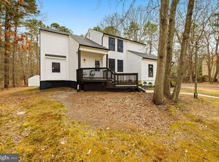 4 Tamarac Ln, Medford, NJ 08055