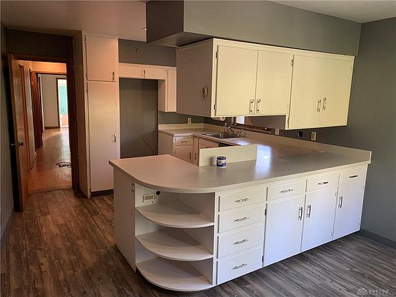 5th image of 4334 Dorset Dr