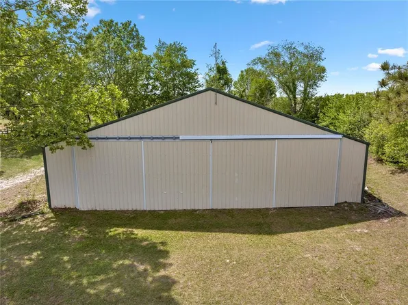 3931 SE 160th Ave, Morriston, FL 32668