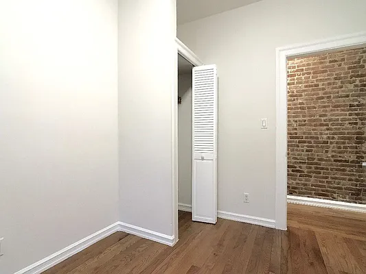 Rented by Sovereign Associates | media 10