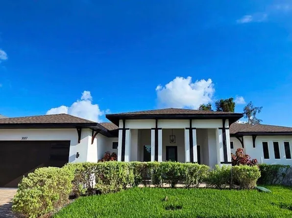 3017 Pine St, Bradenton, FL 34208