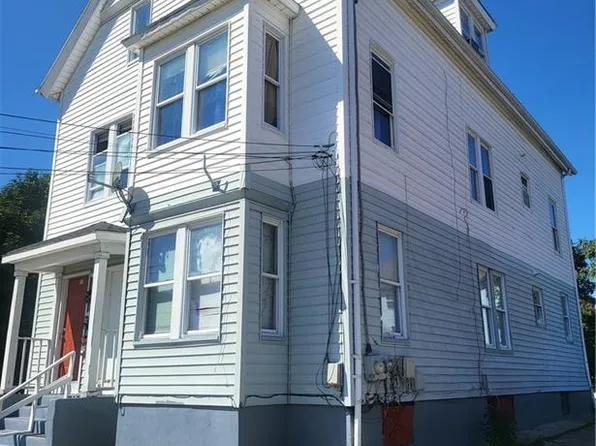 95 Burnett St, Providence, RI 02907