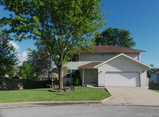 3030 W Melbourne St, Springfield, MO 65810
