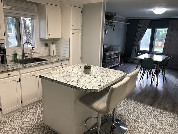 2nd image of 4709 42nd St