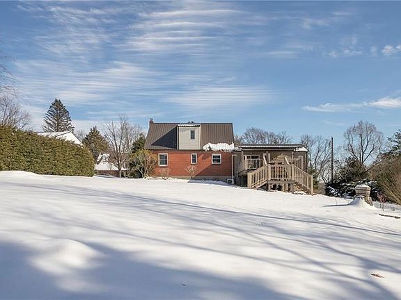 2nd image of 3254 Cardinal Ct