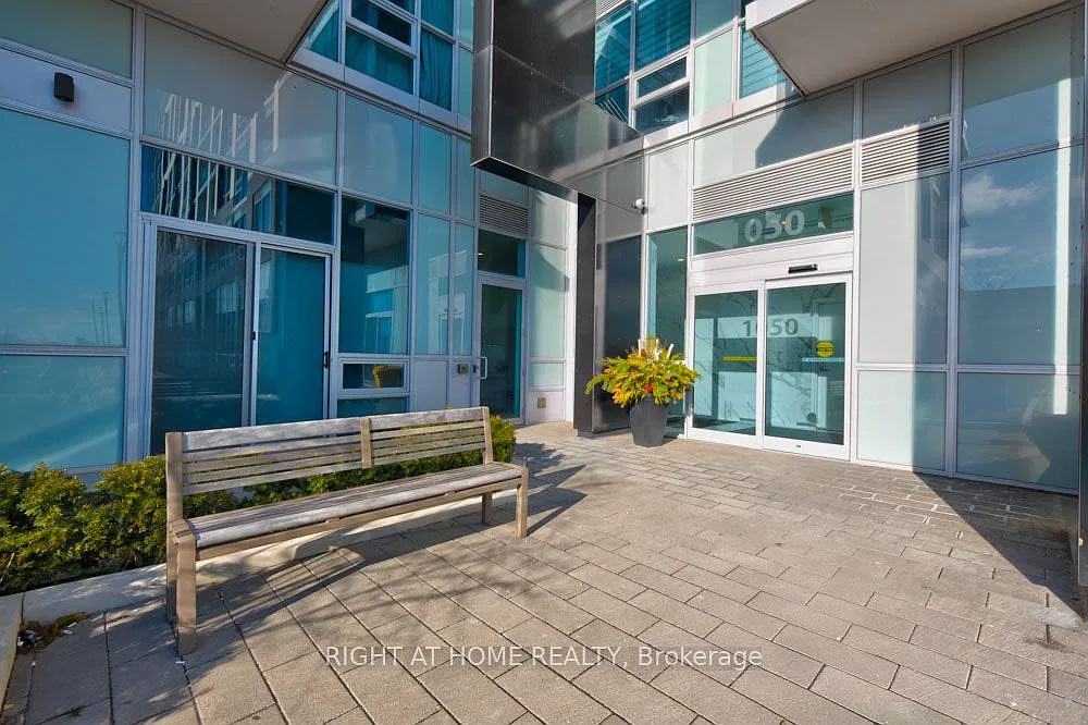 1 bed, $2,100 — Photo 4
