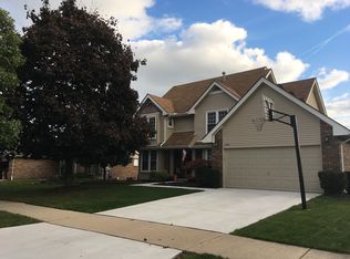 22265 Oakwood St, Woodhaven, MI 48183