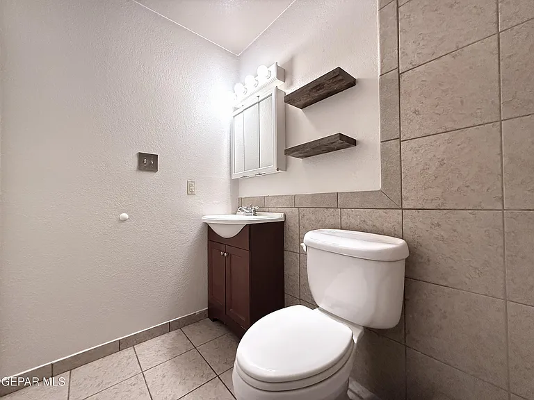 9321 Sorbonne Dr — Photo 22