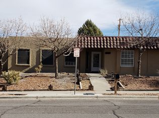 1405 Curnutt St, Las Cruces, NM 88011