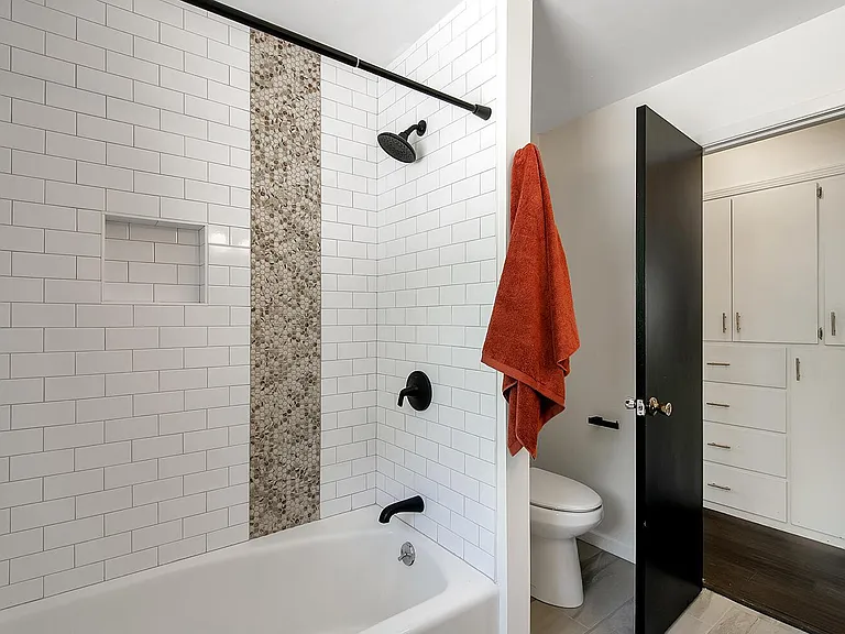 1401 N Stratford Ln — Photo 17