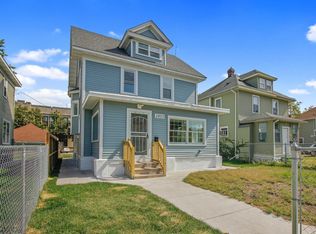 2435 17th Ave S, Minneapolis, MN 55404