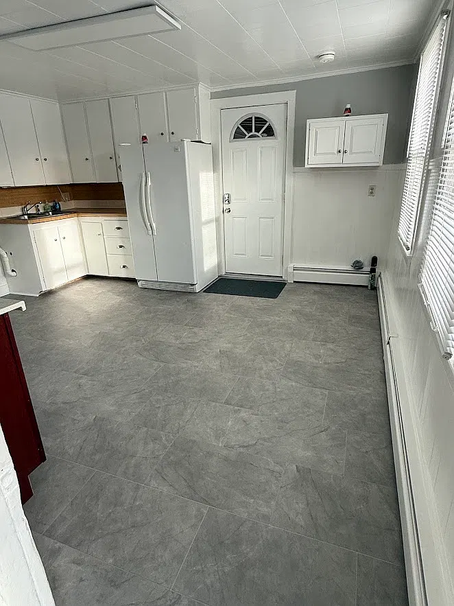 3 bed, 1100 sqft, $1,900 — Photo 4