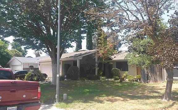 3rd image of 7764 Valley Wood Dr