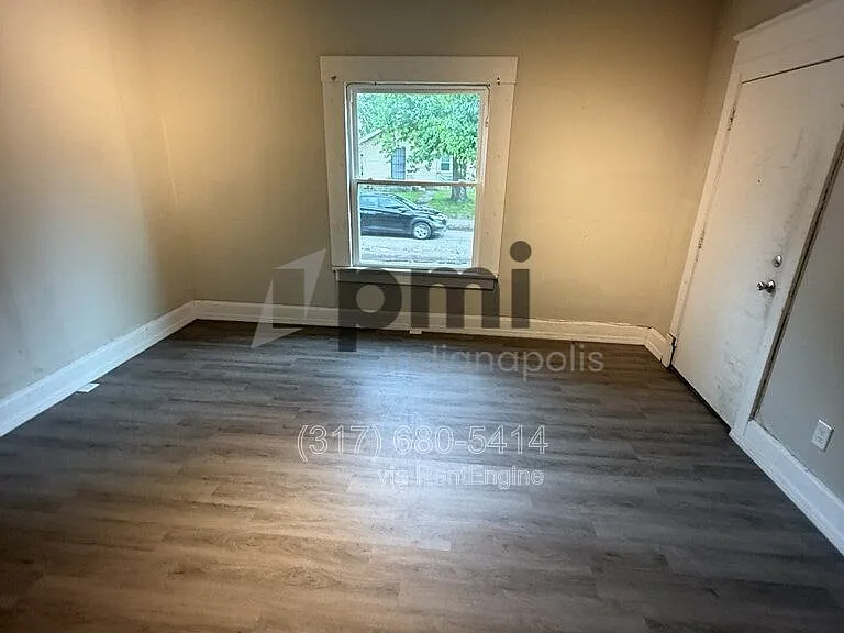 3502 N Kenwood Ave — Photo 32