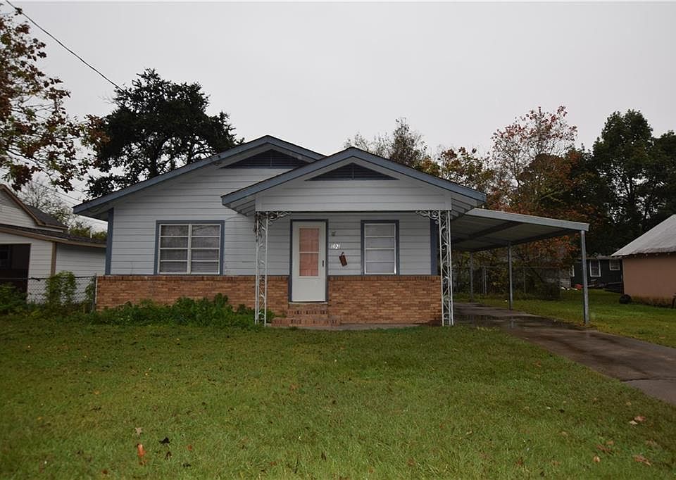 1st image of 1021 4th Ave
