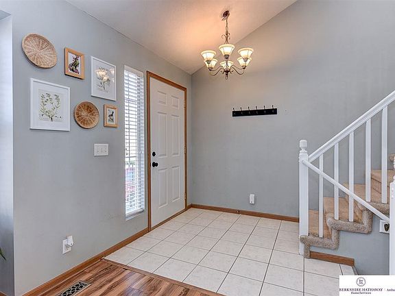 3rd image of 13516 S 31st St