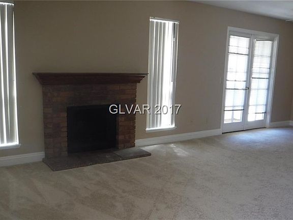 3rd image of 1512 Bass Dr Unit B