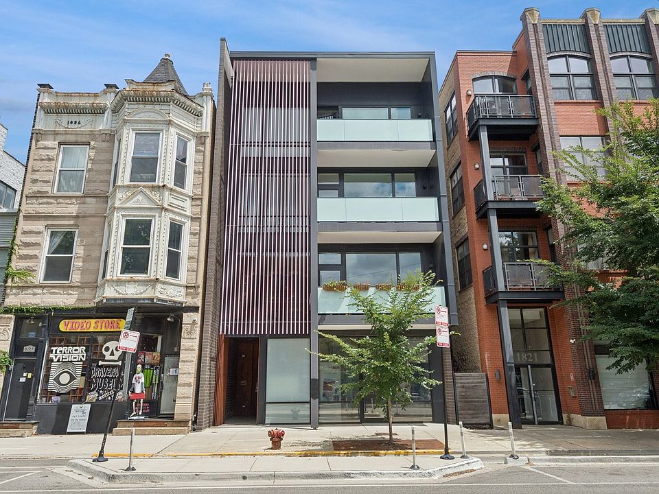 1st image of 1827 N Milwaukee Ave #301