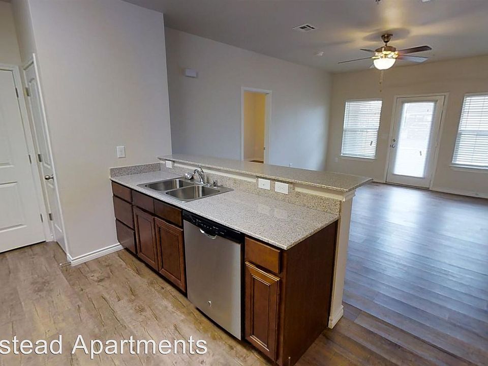 1st image of 704 Dale Ln #4204824