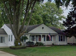 35518 Palmer Rd, Westland, MI 48186