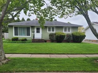 6900 Tobik Trl, Parma Heights, OH 44130