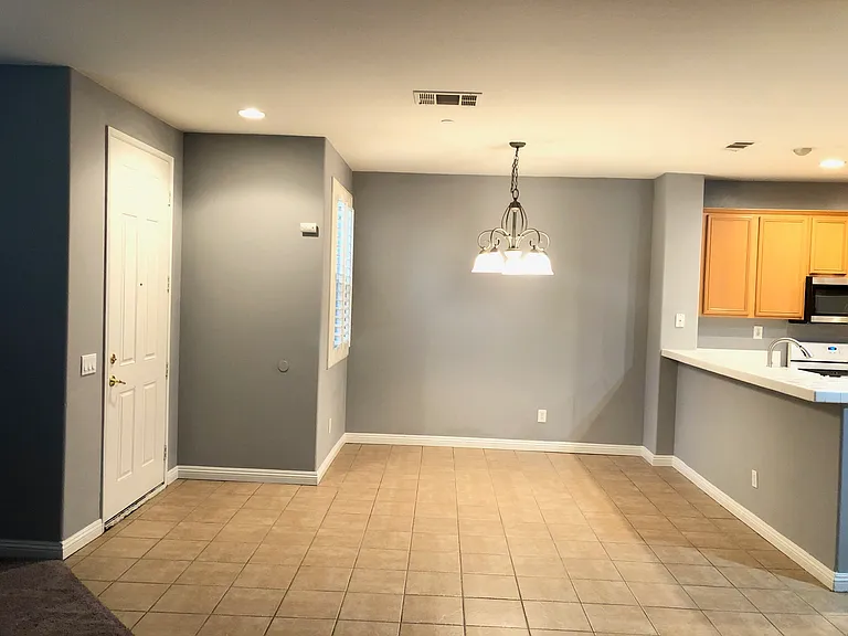 1800 E Lakeshore Dr #2607 — Photo 5