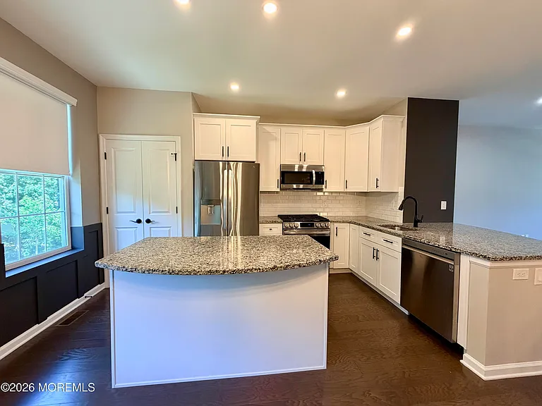 305 Spirit Way — Photo 12