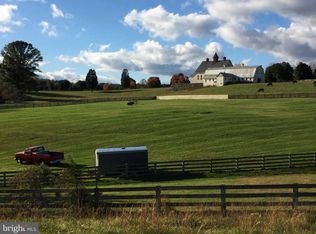 6 Lower Field Ct, Kingsville, MD 21087