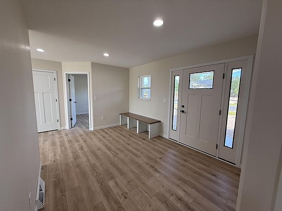 5th image of 561 Amberwood Way