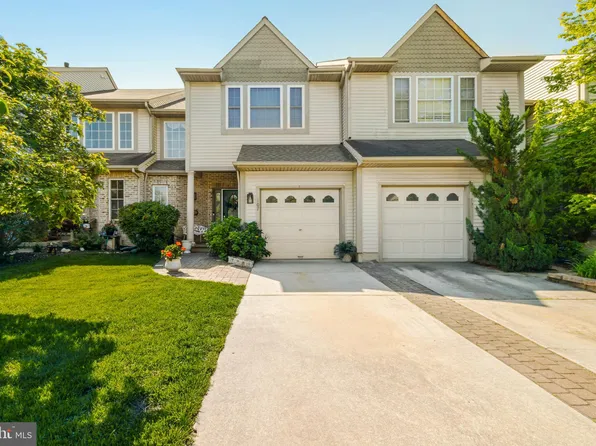 107 Kennedy Ln, Berlin, NJ 08009
