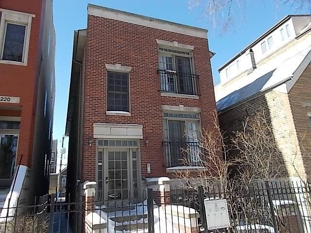 1st image of 2222 N Seeley Ave #3