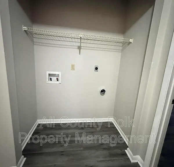 1640 Crystal Park Cir — Photo 6