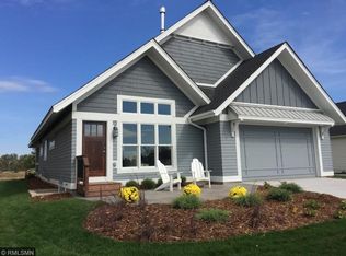 11379 Wildflower Dr N, Lake Elmo, MN 55042
