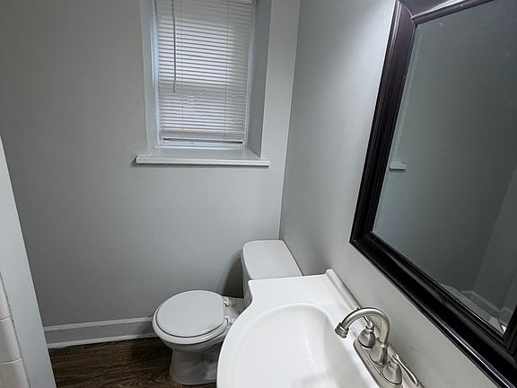 2nd image of 203 Sycamore Ave #G