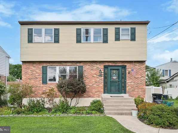610 Milmont Ave, Milmont Park, PA 19033