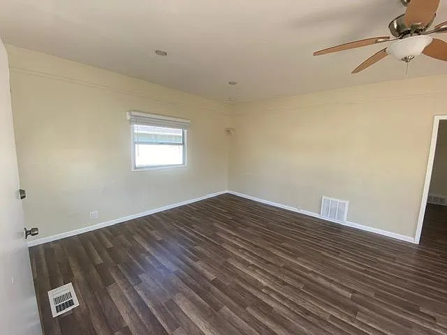 102 Broadway St — Photo 22