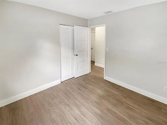 5th image of 1737 Taylor Lake Pl