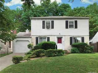 6443 215th St, Oakland Gardens, NY