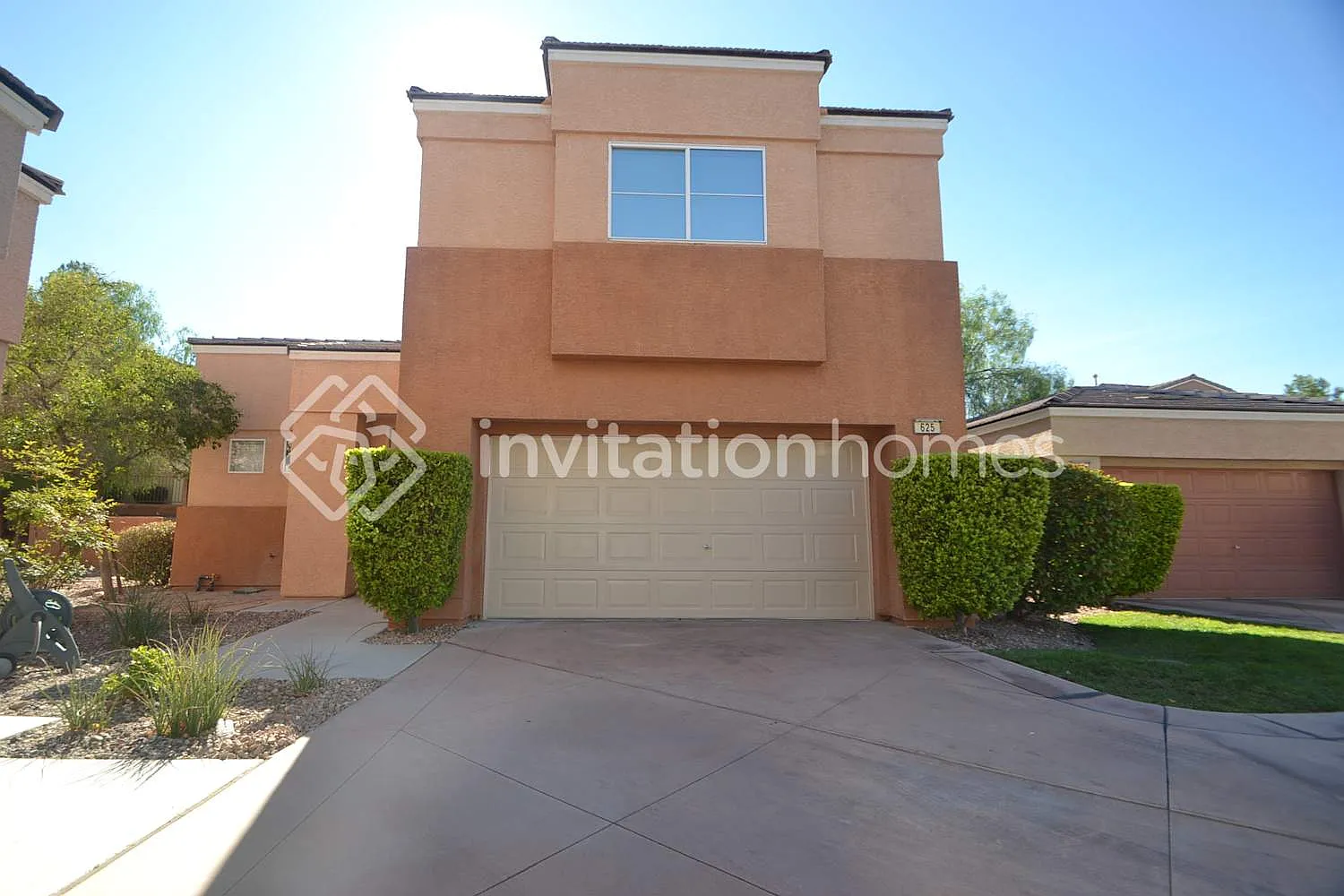 625 Blue Yucca St Las Vegas, NV 89144 — Photo 1