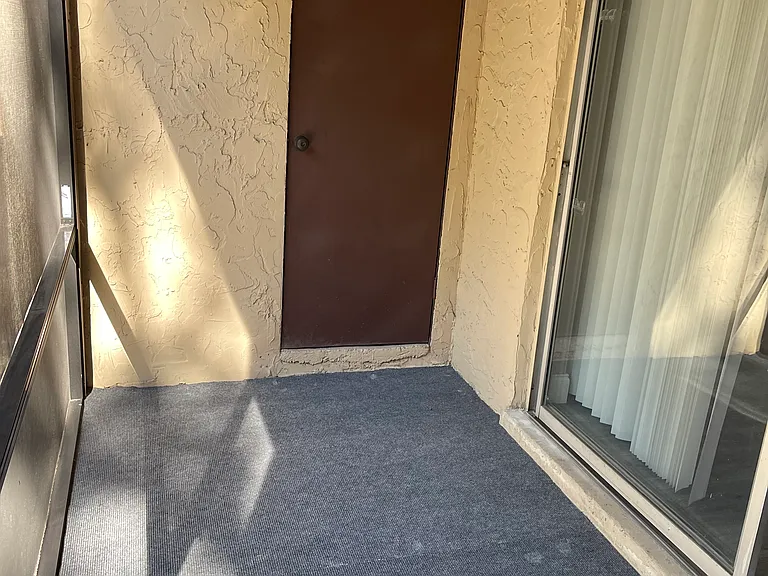 2601 Pine Lake Ter #B — Photo 16