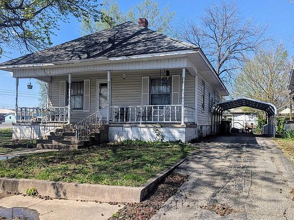 3rd image of 203 N Gardner St