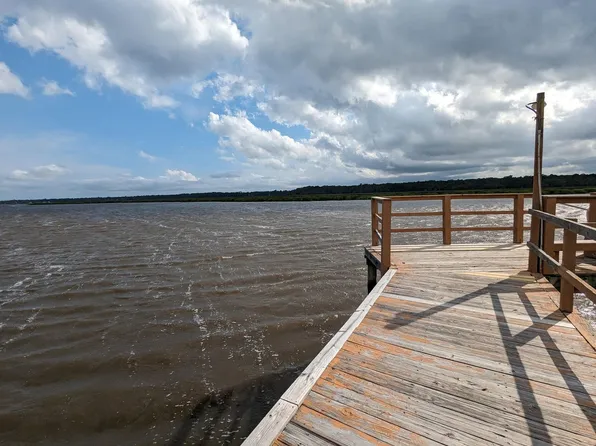 4370 Great Oak Dr, North Charleston, SC 29418