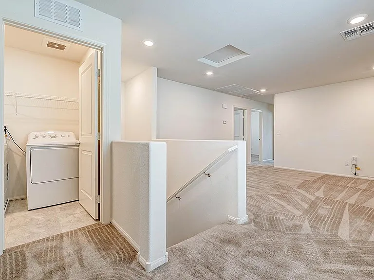 5770 Mia Skye St — Photo 10