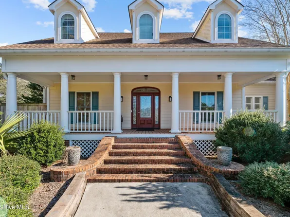 2404 Harbor Island Road, New Bern, NC 28562