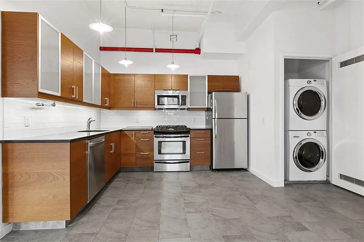 167 North 9th Street — Photo 2